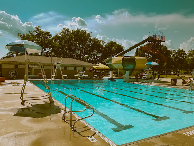 Riverside Beach Aquatic Center, Independence The Swimming Academy