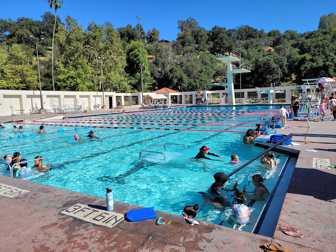 Rose Bowl Aquatics Center The Swimming Academy