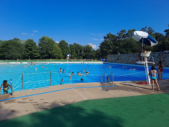 South Park Wave Pool, Bethel Park - The Swimming Academy