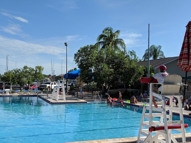yacht club community pool